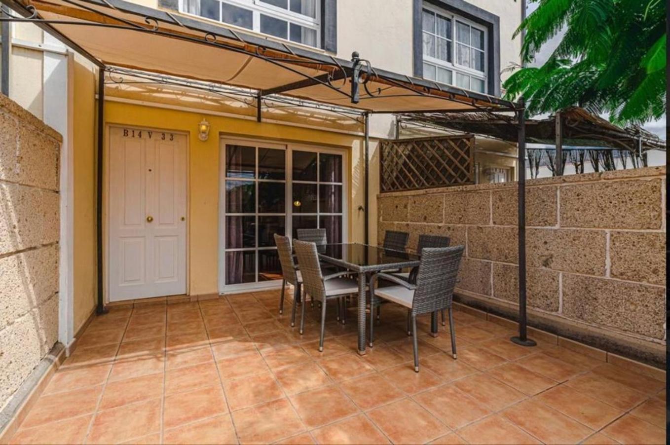 칼라오살바헤 Comfy Duplex For Family Vacations 빌라 외부 사진
